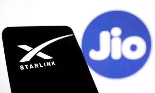 एयरटेल के एक दिन बाद Ambani की जियो ने भी मस्क की स्टारलिंक के साथ साझेदारी की एयरटेल के एक दिन बाद Ambani की जियो ने भी मस्क की स्टारलिंक के साथ साझेदारी की