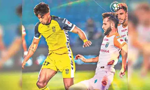 हैदराबाद एफसी ने केरला ब्लास्टर्स एफसी के खिलाफ आखिरी ISL लीग मुकाबले में ड्रॉ खेला