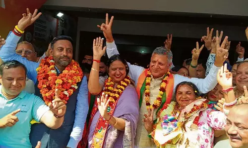 भाजपा की सुमन ने Yamunanagar -जगाधरी में मेयर पद का चुनाव जीता भाजपा की सुमन ने Yamunanagar -जगाधरी में मेयर पद का चुनाव जीता