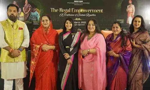 हैदराबाद में YFLO कार्यक्रम में चार राजकुमारियों और एक महाराजा ने भाग लिया हैदराबाद में YFLO कार्यक्रम में चार राजकुमारियों और एक महाराजा ने भाग लिया
