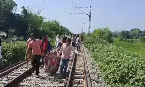 Rampur: दंपती अपने दो बच्चों संग ट्रेन के आगे कूदी ,  तीन की मौत एक घायल