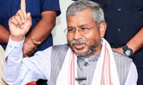 Jharkhand में खुद बीमार पड़ गयी 108 एंबुलेंस सेवा : बाबूलाल Jharkhand में खुद बीमार पड़ गयी 108 एंबुलेंस सेवा : बाबूलाल