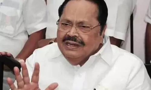 मंत्री ने संस्कृति को बताया बदबूदार, हिन्दू महिलाओं पर किया विवादित टिप्पणी मंत्री ने संस्कृति को बताया बदबूदार, हिन्दू महिलाओं पर किया विवादित टिप्पणी