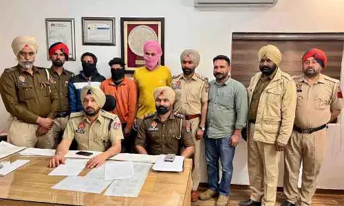 Petrol Pump लूट का मामला सुलझा, तीन लोग पुलिस के शिकंजे में, 3.80 लाख रुपये बरामद