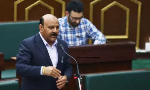 Govt: मुख्यमंत्री जम्मू-कश्मीर के औद्योगिक विकास के लिए प्रतिबद्ध