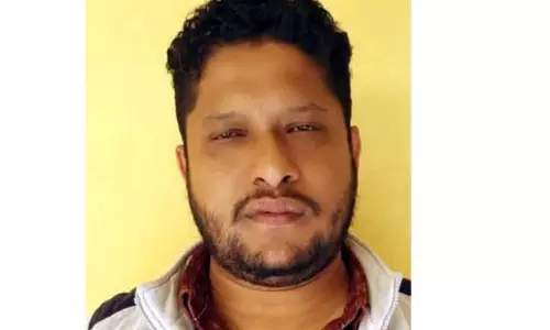 गटारू हत्याकांड का 10वां आरोपी IGI एयरपोर्ट से गिरफ्तार गटारू हत्याकांड का 10वां आरोपी IGI एयरपोर्ट से गिरफ्तार