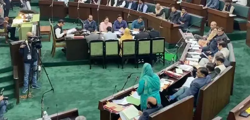 सरकार ने बीरवाह में गैर-स्थानीय लोगों को 52 निवास प्रमाण पत्र जारी करने की पुष्टि की सरकार ने बीरवाह में गैर-स्थानीय लोगों को 52 निवास प्रमाण पत्र जारी करने की पुष्टि की