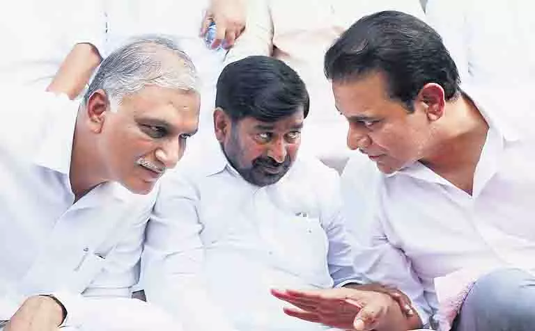 BRS ने जगदीश रेड्डी के निलंबन के खिलाफ राज्यव्यापी विरोध प्रदर्शन की घोषणा की BRS ने जगदीश रेड्डी के निलंबन के खिलाफ राज्यव्यापी विरोध प्रदर्शन की घोषणा की