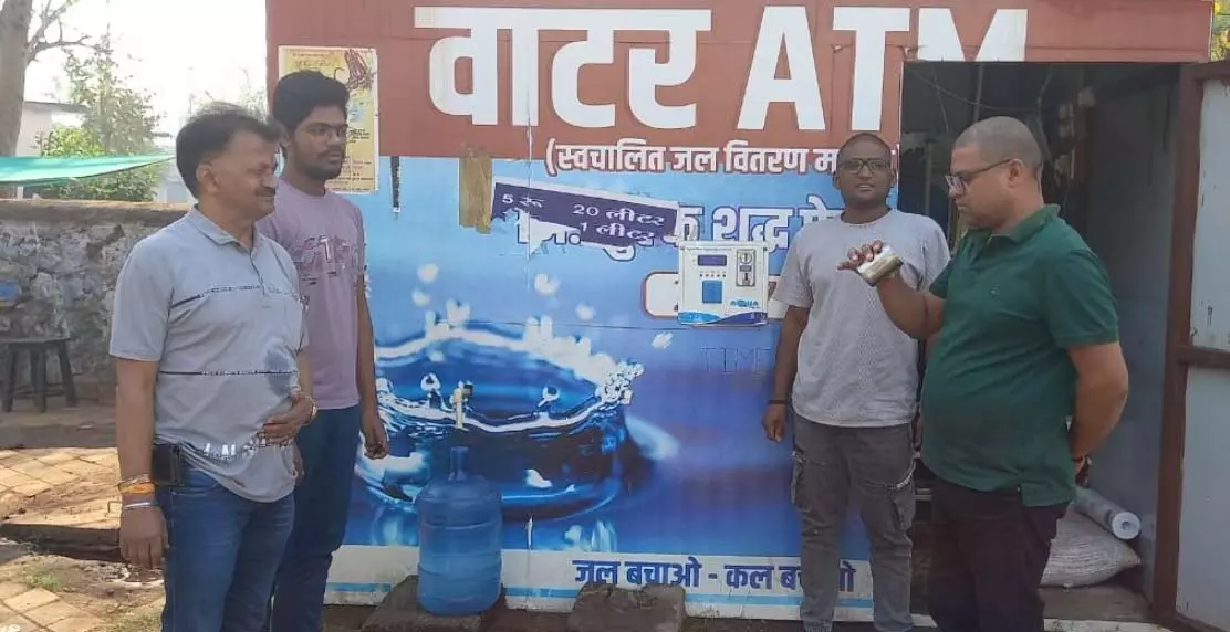 गर्मी को देखते हुए शहर में वाटर एटीएम की शुरुआत गर्मी को देखते हुए शहर में वाटर एटीएम की शुरुआत