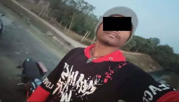 Balasore में नशे में धुत व्यक्ति ने बेटे की चाकू मारकर हत्या कर दी Balasore में नशे में धुत व्यक्ति ने बेटे की चाकू मारकर हत्या कर दी