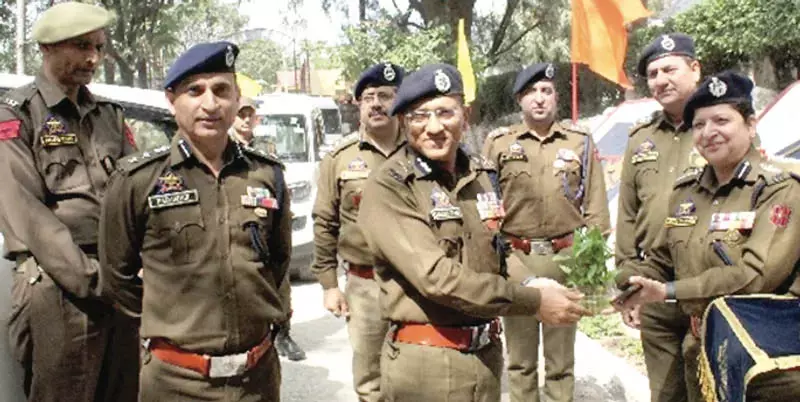 ADGP सशस्त्र ने IRP प्रथम बटालियन का दौरा किया ADGP सशस्त्र ने IRP प्रथम बटालियन का दौरा किया