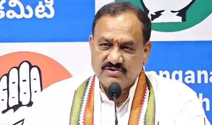 अपनी विफलताओं को छिपाने के लिए अधिकारियों पर आरोप लगाना Telangana में आम बात अपनी विफलताओं को छिपाने के लिए अधिकारियों पर आरोप लगाना Telangana में आम बात