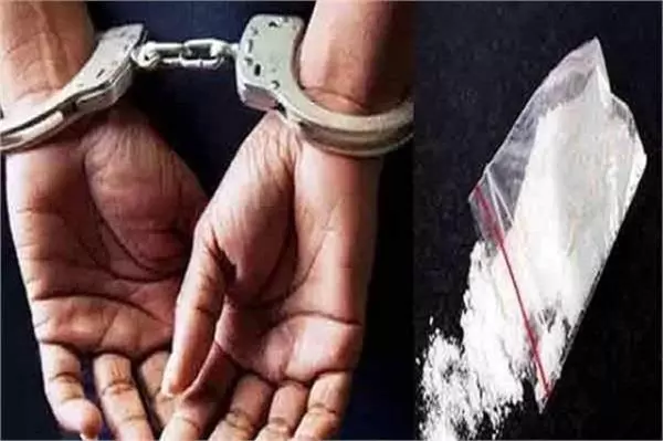 Punjab पुलिस ने 700 ग्राम हेरोइन के साथ 2 लोगों को किया गिरफ्तार Punjab पुलिस ने 700 ग्राम हेरोइन के साथ 2 लोगों को किया गिरफ्तार