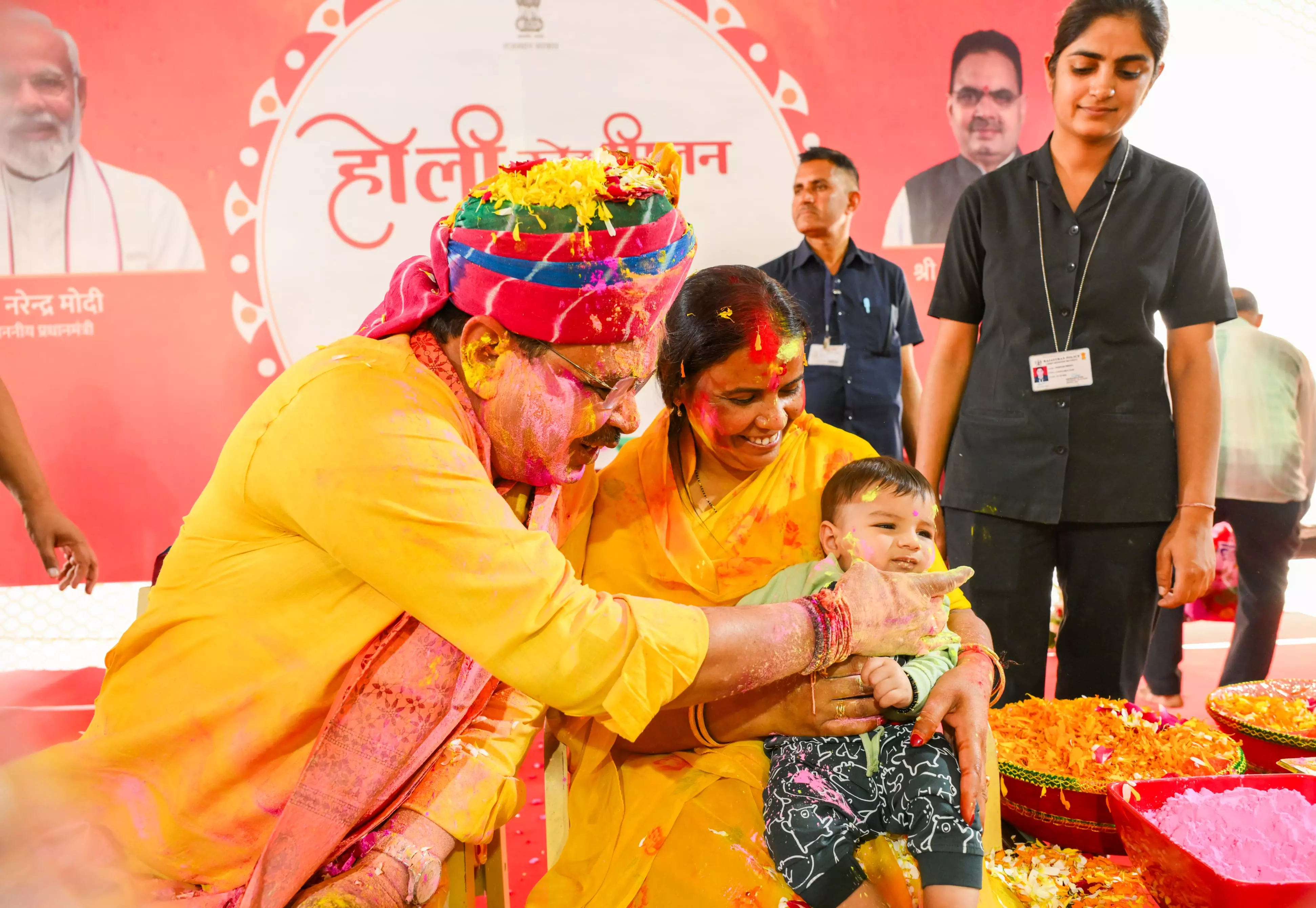 Jaipur: मुख्यमंत्री निवास पर होली स्नेह मिलन समारोह आयोजित Jaipur: मुख्यमंत्री निवास पर होली स्नेह मिलन समारोह आयोजित