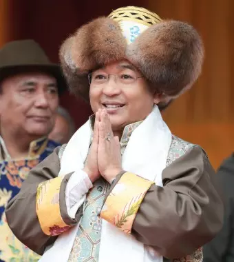 Sikkim : मुख्यमंत्री ने पेरबिंग में राज्य स्तरीय ग्यालपो लोसर में भाग लिया Sikkim : मुख्यमंत्री ने पेरबिंग में राज्य स्तरीय ग्यालपो लोसर में भाग लिया