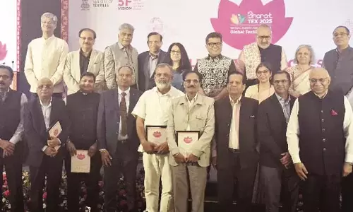 कपड़ा मंत्री ने भारत टेक्स की सफलता में योगदान के लिए WWEPC को सम्मानित किया