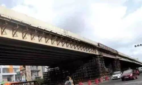 Vizag में फ्लाईओवर और सबवे के लिए निवासियों ने रैली निकाली