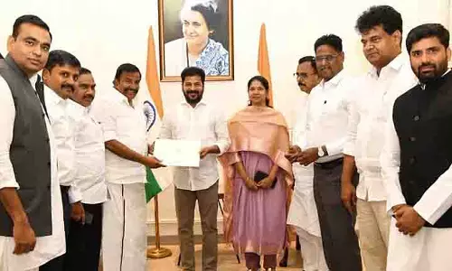 CM Revanth Reddy: त्रिभाषा फार्मूले का अध्ययन करने के लिए पैनल गठित