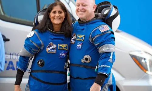 Sunita Williams : सुनीता विलियम्स और विल्मोर की जल्द होगी वापसी Sunita Williams : सुनीता विलियम्स और विल्मोर की जल्द होगी वापसी