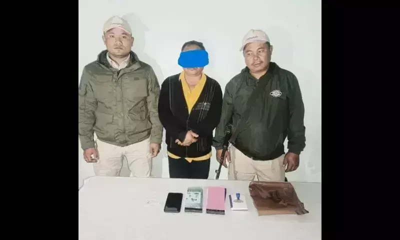 Manipur पुलिस ने एनएच-102 पर अवैध रोड टैक्स वसूलने के आरोप में एक व्यक्ति को गिरफ्तार किया