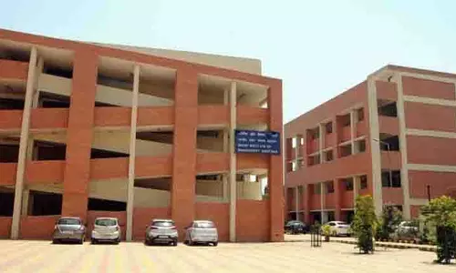 प्रोफेसर श्रीवास्तव ने IIM-अमृतसर के निदेशक का पदभार संभाला