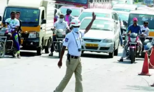 Kakinada: जन सेना की बैठक के मद्देनजर आज यातायात में बदलाव Kakinada: जन सेना की बैठक के मद्देनजर आज यातायात में बदलाव