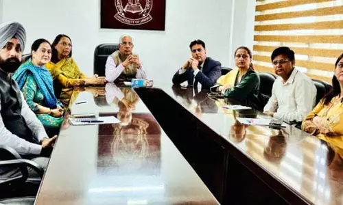 योजना सचिव ने कुलपति से मुलाकात की, NAAC A++ मान्यता के लिए जेयू की सराहना की योजना सचिव ने कुलपति से मुलाकात की, NAAC A++ मान्यता के लिए जेयू की सराहना की