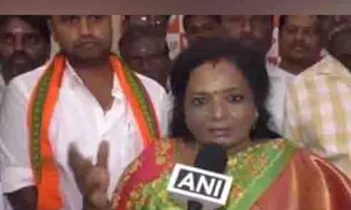 भाजपा की तमिलसाई सौंदराजन ने डीएमके के तमिलनाडु बजट पर कटाक्ष करते हुए कही ये बात भाजपा की तमिलसाई सौंदराजन ने डीएमके के तमिलनाडु बजट पर कटाक्ष करते हुए कही ये बात