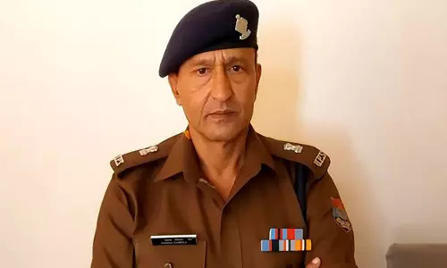 कड़ी सुरक्षा के बीच हरिद्वार में मनाई गई होली, रमजान की नमाज़ अदा की गई