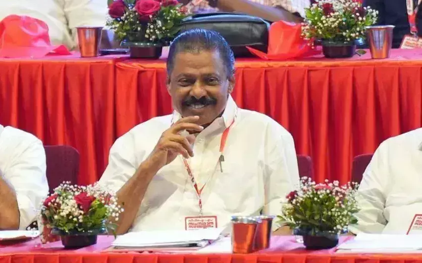 Kerala सचिव एमवी गोविंदन ने राज्य सचिवालय से पी जयराजन को बाहर करने पर कड़ा रुख Kerala सचिव एमवी गोविंदन ने राज्य सचिवालय से पी जयराजन को बाहर करने पर कड़ा रुख