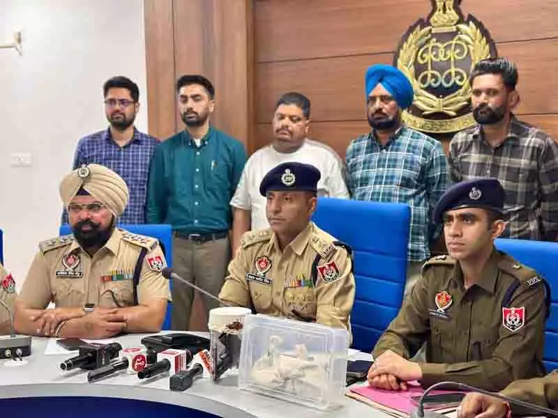 Punjab में बाल अपहरण मामले का एक और आरोपी पुलिस मुठभेड़ में घायल Punjab में बाल अपहरण मामले का एक और आरोपी पुलिस मुठभेड़ में घायल