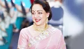Hema Malini ने पुरी में की पूजा, बोलीं- होली मनाकर Hema Malini ने पुरी में की पूजा, बोलीं- होली मनाकर