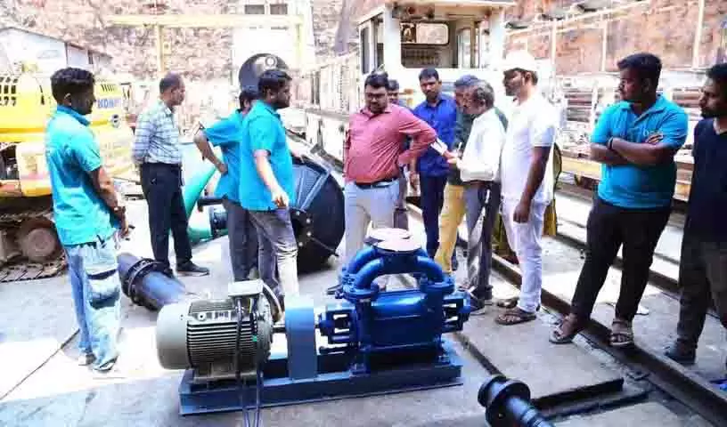 SLBC सुरंग: मलबा हटाने के लिए उच्च शक्ति वाले वैक्यूम पंप का उपयोग किया SLBC सुरंग: मलबा हटाने के लिए उच्च शक्ति वाले वैक्यूम पंप का उपयोग किया