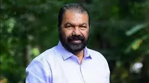 Kerala : आउटडोर सुरक्षा कर्मचारियों को सीट, पीने के पानी सहित बुनियादी सुविधाएं Kerala : आउटडोर सुरक्षा कर्मचारियों को सीट, पीने के पानी सहित बुनियादी सुविधाएं