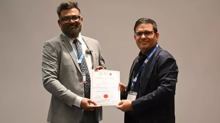 Assam के रेजाउल हामिद विश्व तंत्रिका विज्ञान एवं मनोचिकित्सा सम्मेलन Assam के रेजाउल हामिद विश्व तंत्रिका विज्ञान एवं मनोचिकित्सा सम्मेलन