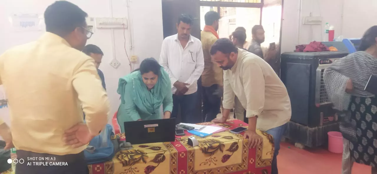 Baran: जिला कलेक्टर ने किया फार्मर रजिस्ट्रेशन शिविरों का निरीक्षण Baran: जिला कलेक्टर ने किया फार्मर रजिस्ट्रेशन शिविरों का निरीक्षण