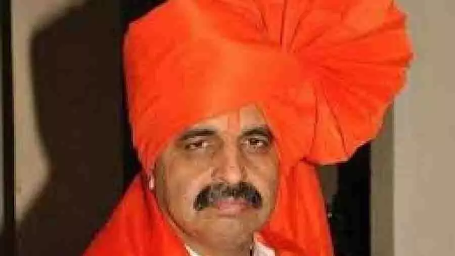Hindutva नेता एकबोटे को 16 मार्च से 5 अप्रैल के बीच छत्रपति संभाजीनगर से प्रतिबंधित किया Hindutva नेता एकबोटे को 16 मार्च से 5 अप्रैल के बीच छत्रपति संभाजीनगर से प्रतिबंधित किया