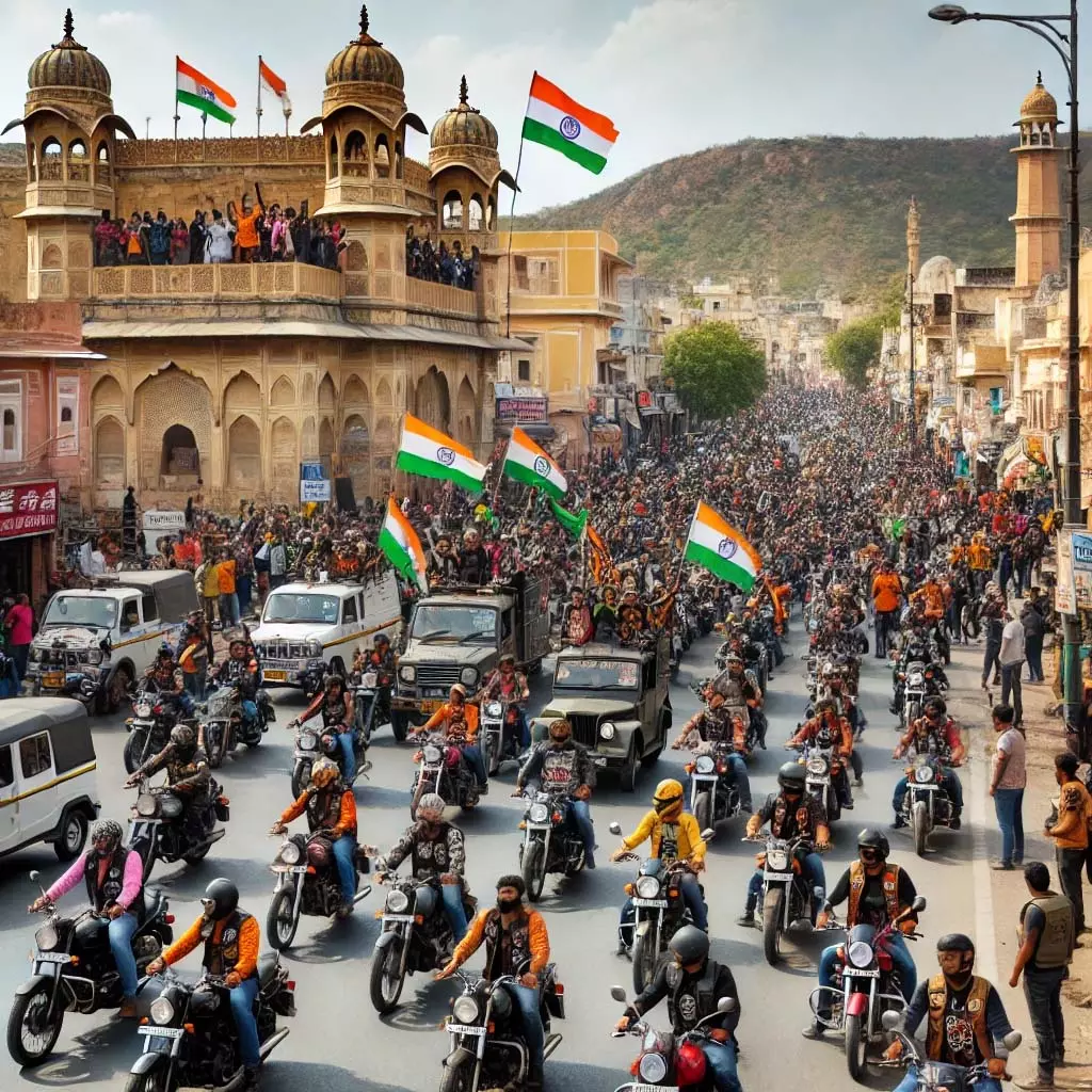मोटरसाइकिल रैली से दहशत, धार्मिक उन्माद फैलाने का आरोप मोटरसाइकिल रैली से दहशत, धार्मिक उन्माद फैलाने का आरोप