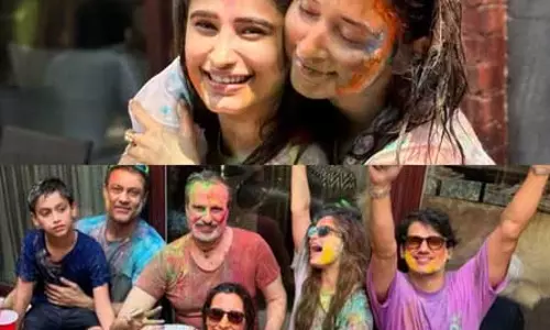 रवीना की होली पार्टी में शामिल हुए विजय और तमन्ना रवीना की होली पार्टी में शामिल हुए विजय और तमन्ना
