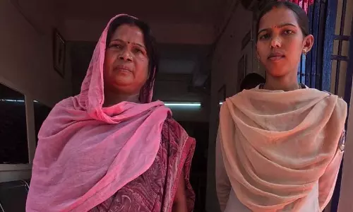 सिटी पार्क के पास गांजा बेच रही महिला गिरफ्तार
