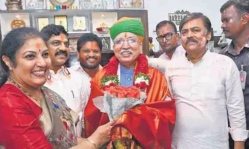 केंद्रीय मंत्री अर्जुन राम Vijayawada में भाजपा के होली मिलन समारोह में शामिल हुए केंद्रीय मंत्री अर्जुन राम Vijayawada में भाजपा के होली मिलन समारोह में शामिल हुए