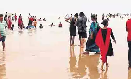 बुनियादी ढांचे को बढ़ावा मिलने से Bapatla जिला प्रमुख पर्यटन केंद्र बनने को तैयार बुनियादी ढांचे को बढ़ावा मिलने से Bapatla जिला प्रमुख पर्यटन केंद्र बनने को तैयार