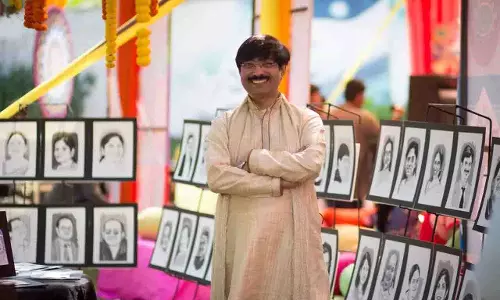 Hyderabad में कार्डियोलॉजिस्ट डॉ. नीरज राज की कलात्मक कृतियाँ प्रदर्शित