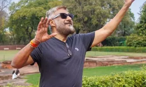 ‘खूबसूरत’ सी कॉमेडी फिल्म बनाना चाहते हैं विवेक रंजन ‘खूबसूरत’ सी कॉमेडी फिल्म बनाना चाहते हैं विवेक रंजन