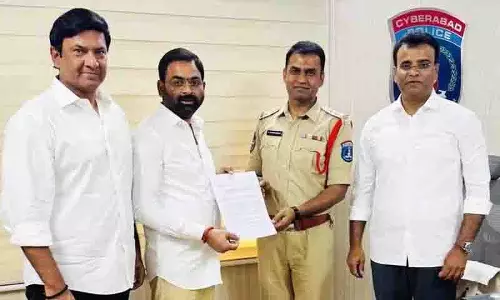 KCR के खिलाफ टिप्पणी के लिए BRS ने रेवंत के खिलाफ कई पुलिस शिकायतें दर्ज कराईं