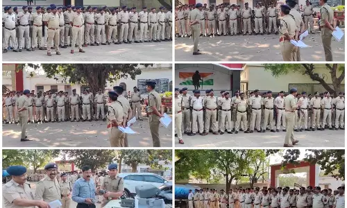होली के दिन शहर में घुम-घुमकर जायेजा लेते रहे धमतरी एसपी