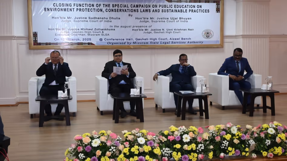 Manipur : सुप्रीम कोर्ट के न्यायाधीशों ने आइजोल का दौरा किया Manipur : सुप्रीम कोर्ट के न्यायाधीशों ने आइजोल का दौरा किया