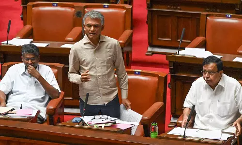 आजीविका सृजन Karnataka के लिए एक बड़ी चुनौती: आर्थिक सर्वेक्षण 2024-25 आजीविका सृजन Karnataka के लिए एक बड़ी चुनौती: आर्थिक सर्वेक्षण 2024-25