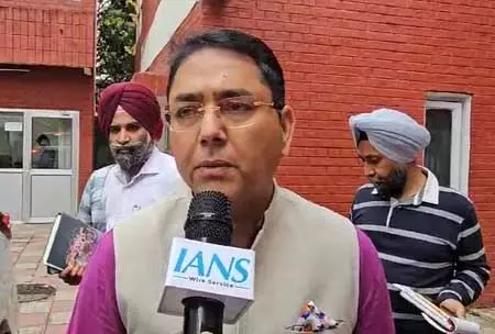 युवाओं को नशे से बाहर निकालने के लिए कर रहे हर संभव प्रयास : अमन अरोड़ा युवाओं को नशे से बाहर निकालने के लिए कर रहे हर संभव प्रयास : अमन अरोड़ा