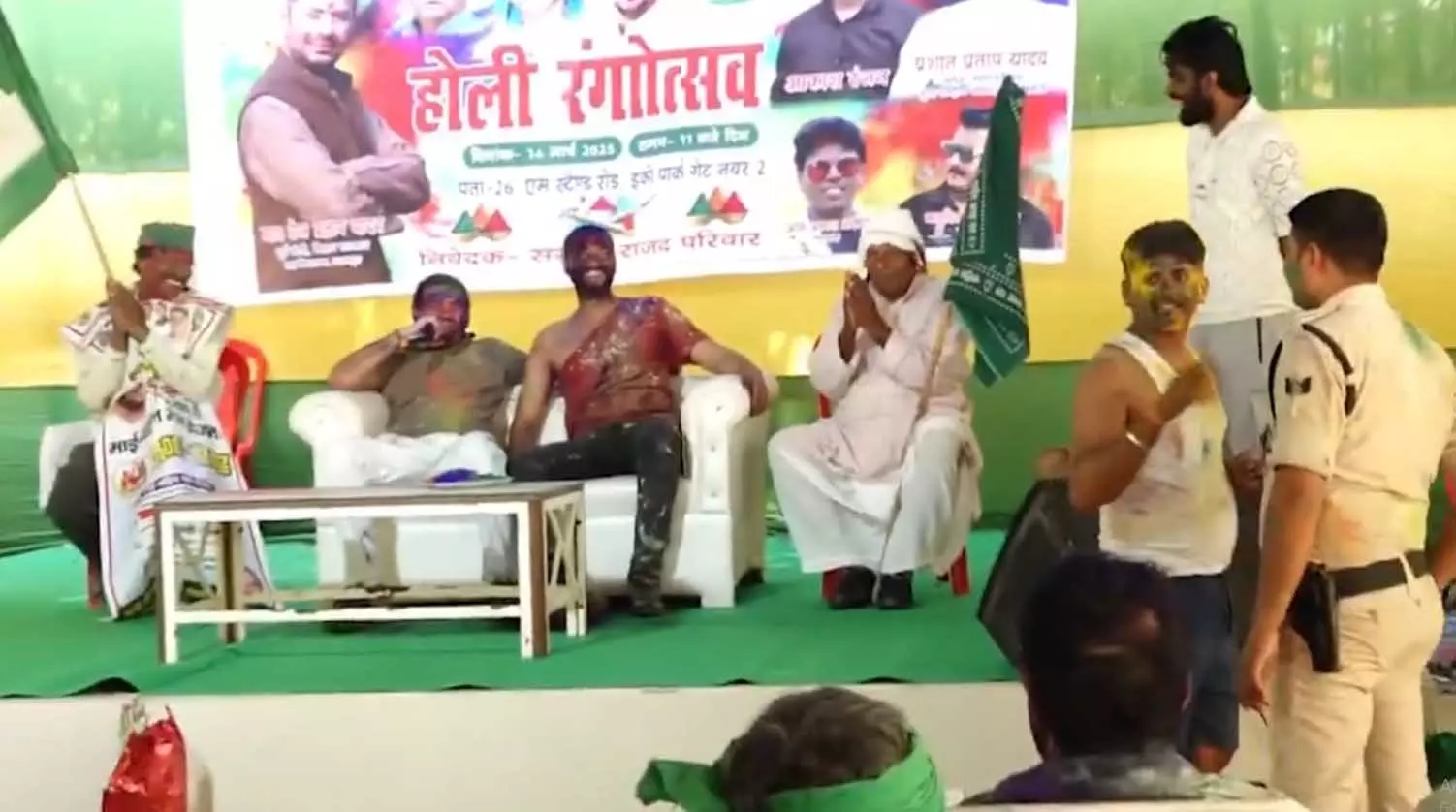 विधायक का निर्देश, डांस करने वाले अंगरक्षक को अब हटाया गया विधायक का निर्देश, डांस करने वाले अंगरक्षक को अब हटाया गया
